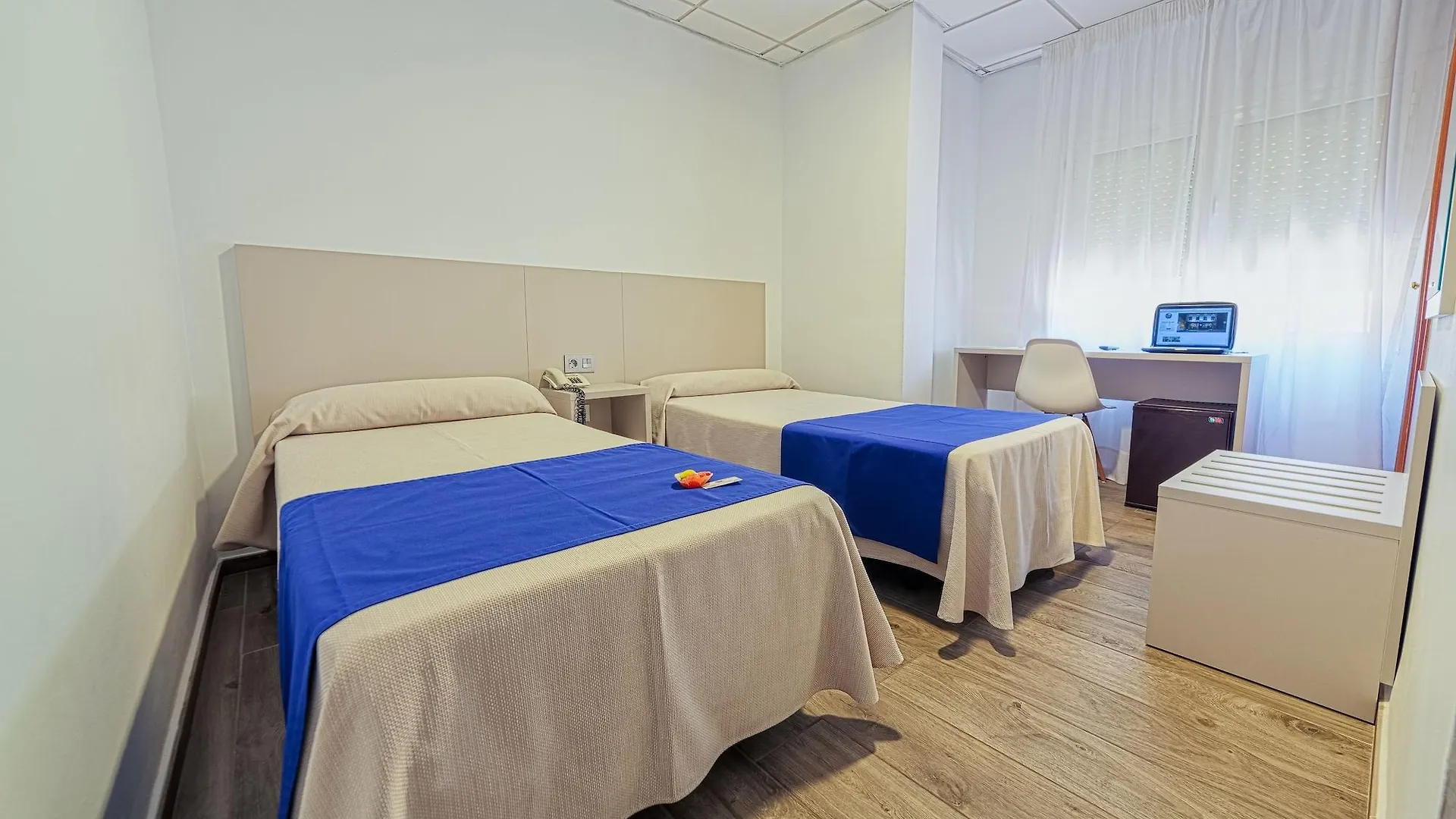 Hotel La Perla Almería