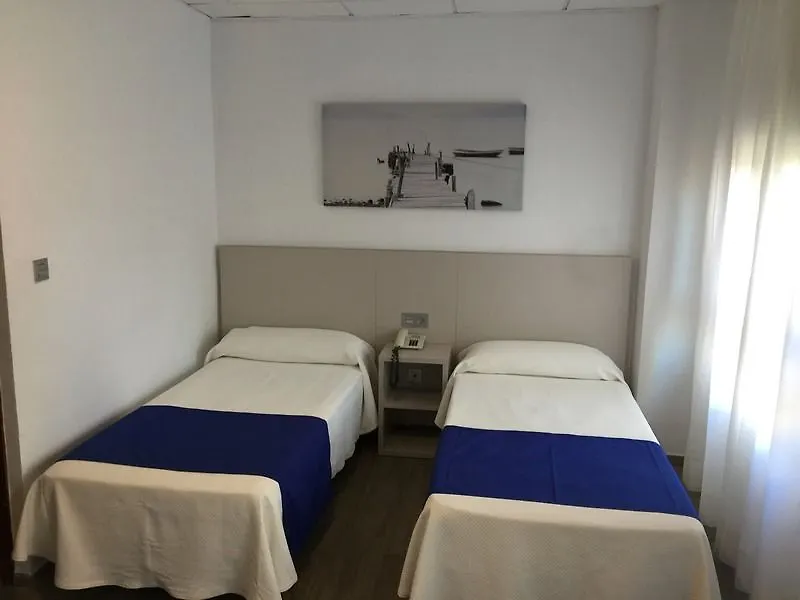 Hotel La Perla Almería 2*,