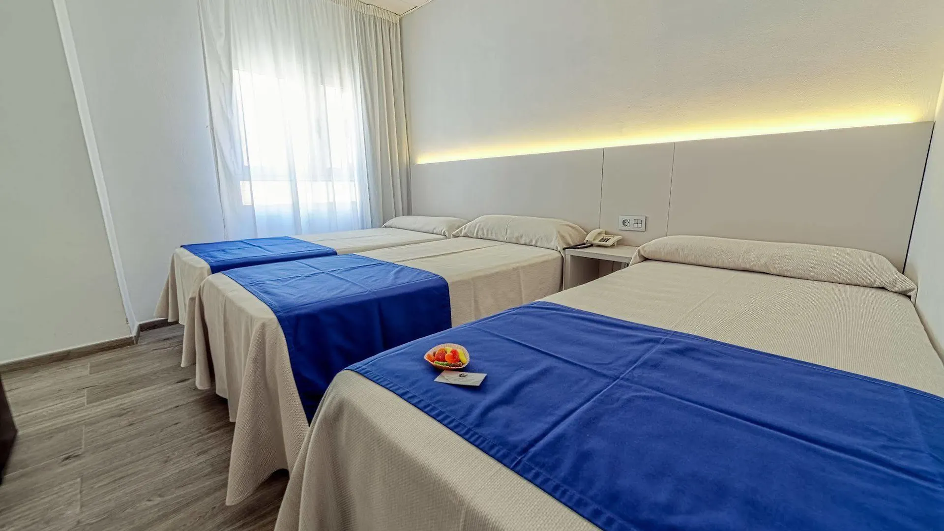 Hotel La Perla Almería